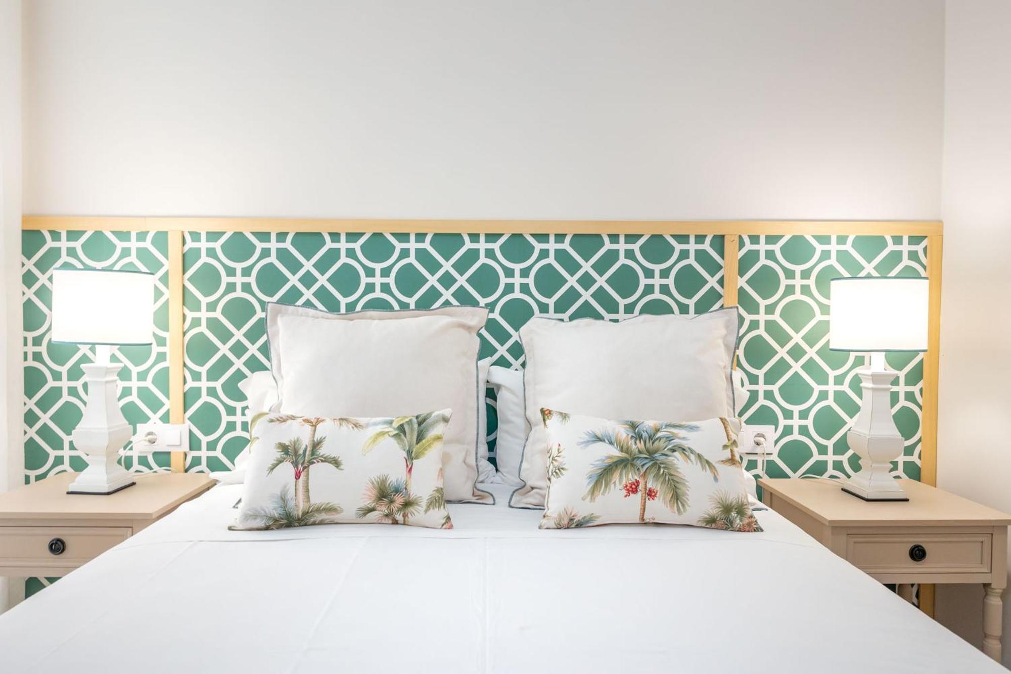 Rt41 Triana Deluxe Apartment เซบีญา ภายนอก รูปภาพ