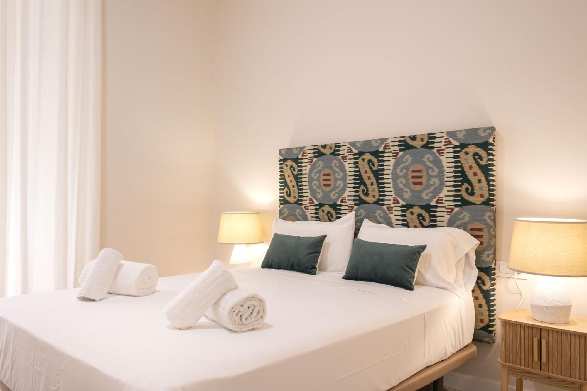 Rt41 Triana Deluxe Apartment เซบีญา ภายนอก รูปภาพ